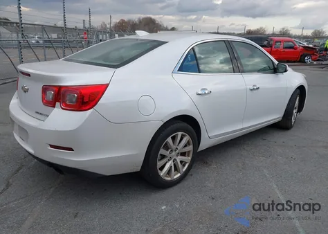 2015 Chevrolet Malibu 1Lz z USA, uszkodzony, nr VIN 1G11F5SL4FF185692